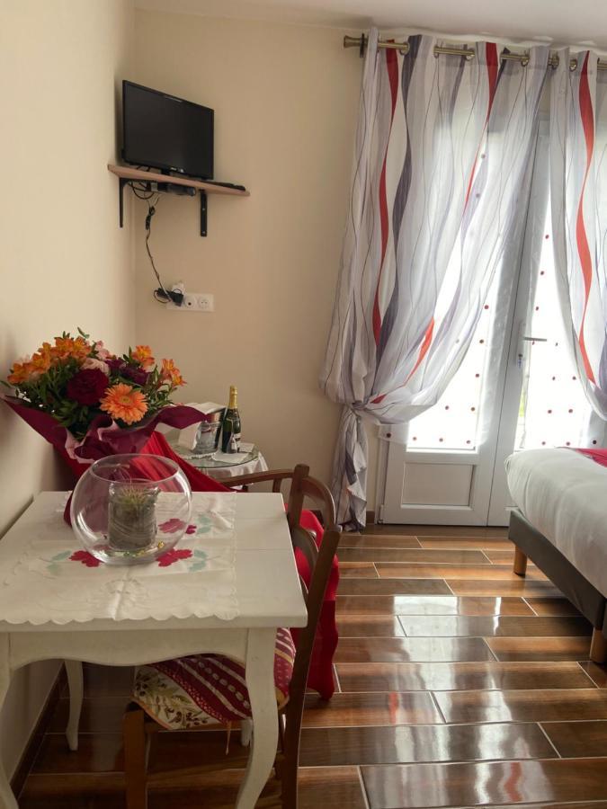 Esprit Etape Bed & Breakfast Saint-Barthelemy-de-Vals Exterior photo